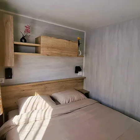 Veluws Meerhuisje Luxe Gezinschalet Aan Het Water Met Opgemaakte Bedden En Handdoeken *