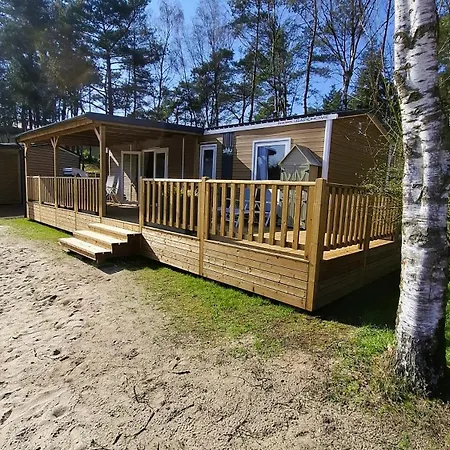 Veluws Meerhuisje Luxe Gezinschalet Aan Het Water Met Opgemaakte Bedden En Handdoeken בקתה